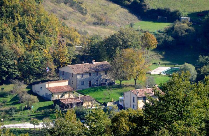 Agriturismo La Ferraia Pianello  ภายนอก รูปภาพ