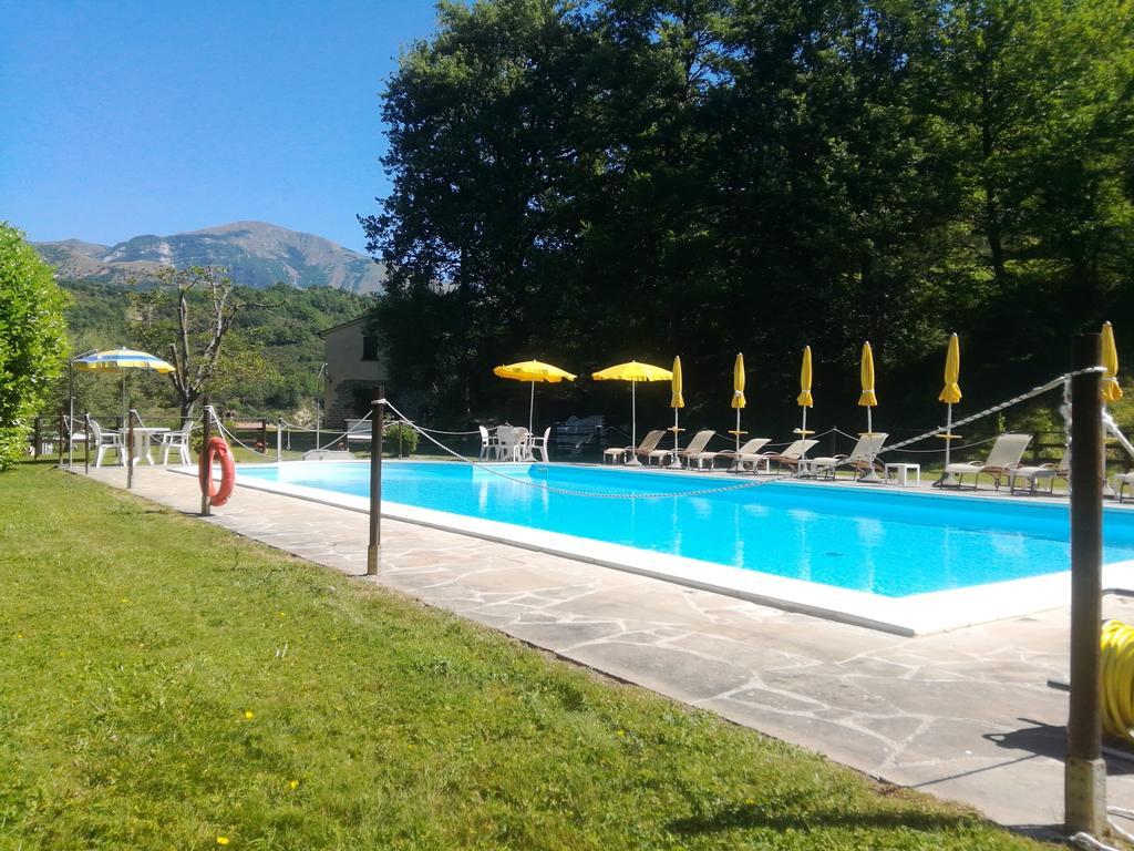 Agriturismo La Ferraia Pianello  ภายนอก รูปภาพ