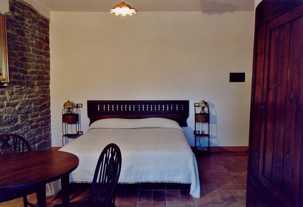 Agriturismo La Ferraia Pianello  ภายนอก รูปภาพ